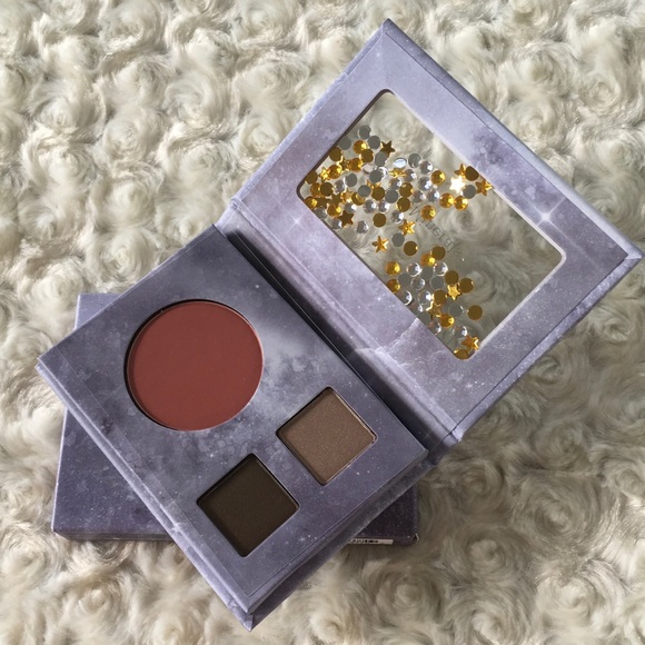 🎉HP🎉 New Bare Minerals Northern Lights Eyeshadow Blush - Picture 1 of 6